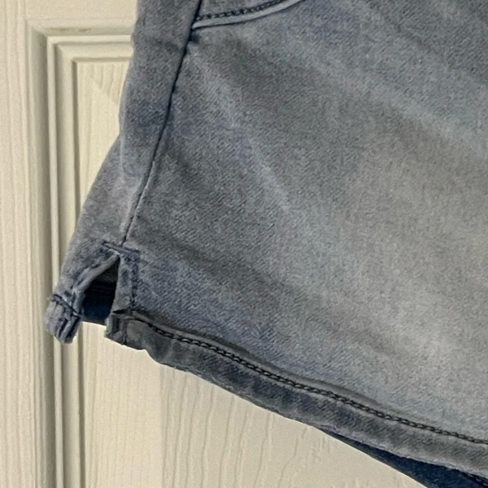 Signature by Levi Strauss Lounge Stretch Jean Shorts Casual Style Size 10/30W - Picture 3 of 10